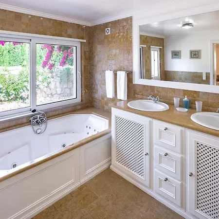 Sleeps 16 Wifi Villa Boliqueime